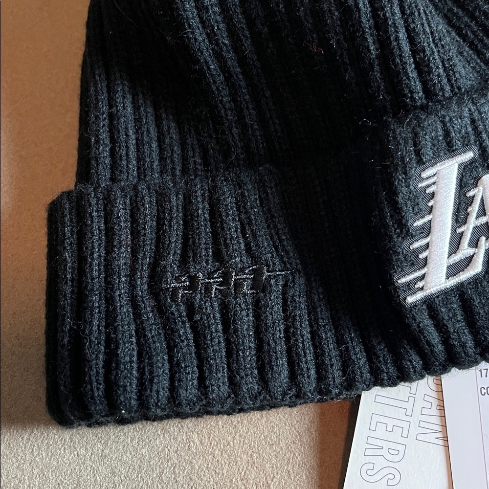 Los Angeles Lakers Pearl Jeweled Black Beanie NWT Pro Standard - OS - Picture 6 of 9